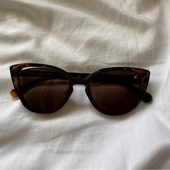 Diane Von Furstenberg Brown and Black Sunglasses - Picture 1 of 4